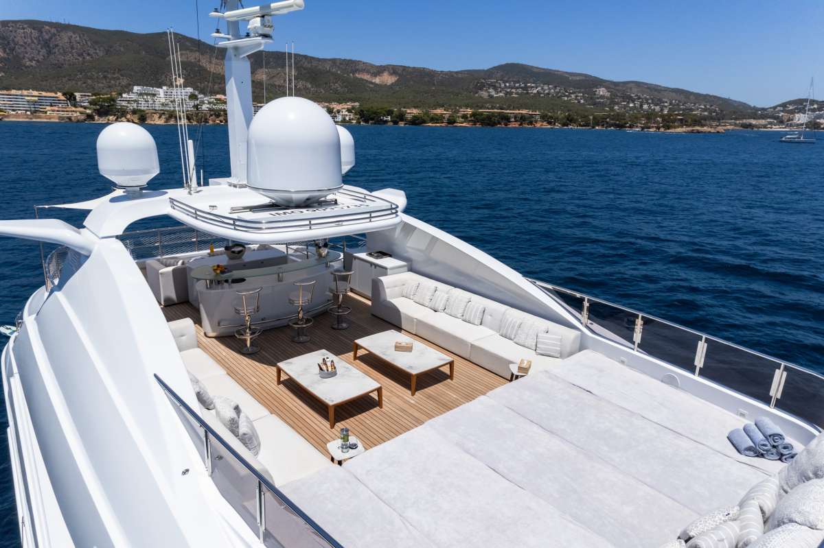 Yacht Pic 17