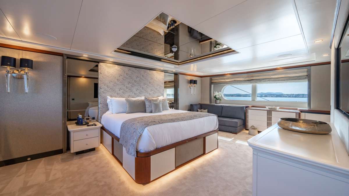 Yacht Pic 6