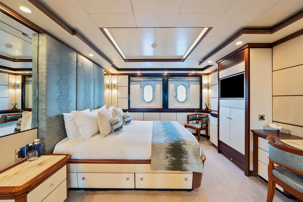 Yacht Pic 7