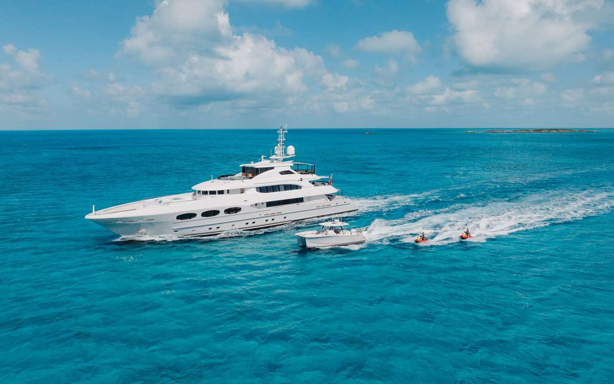 Yacht Pic 18