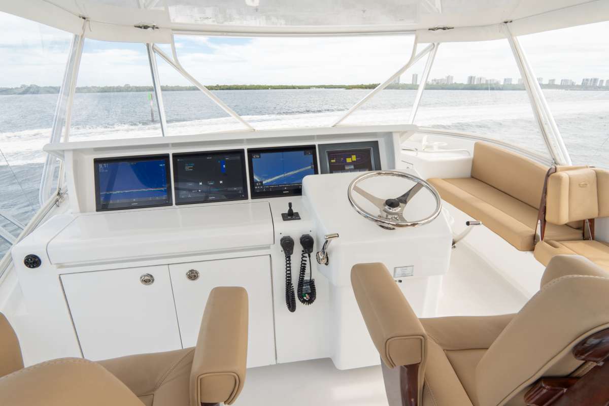 Yacht Pic 12