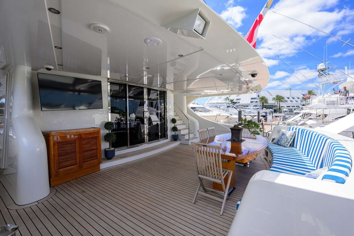 Yacht Pic 17