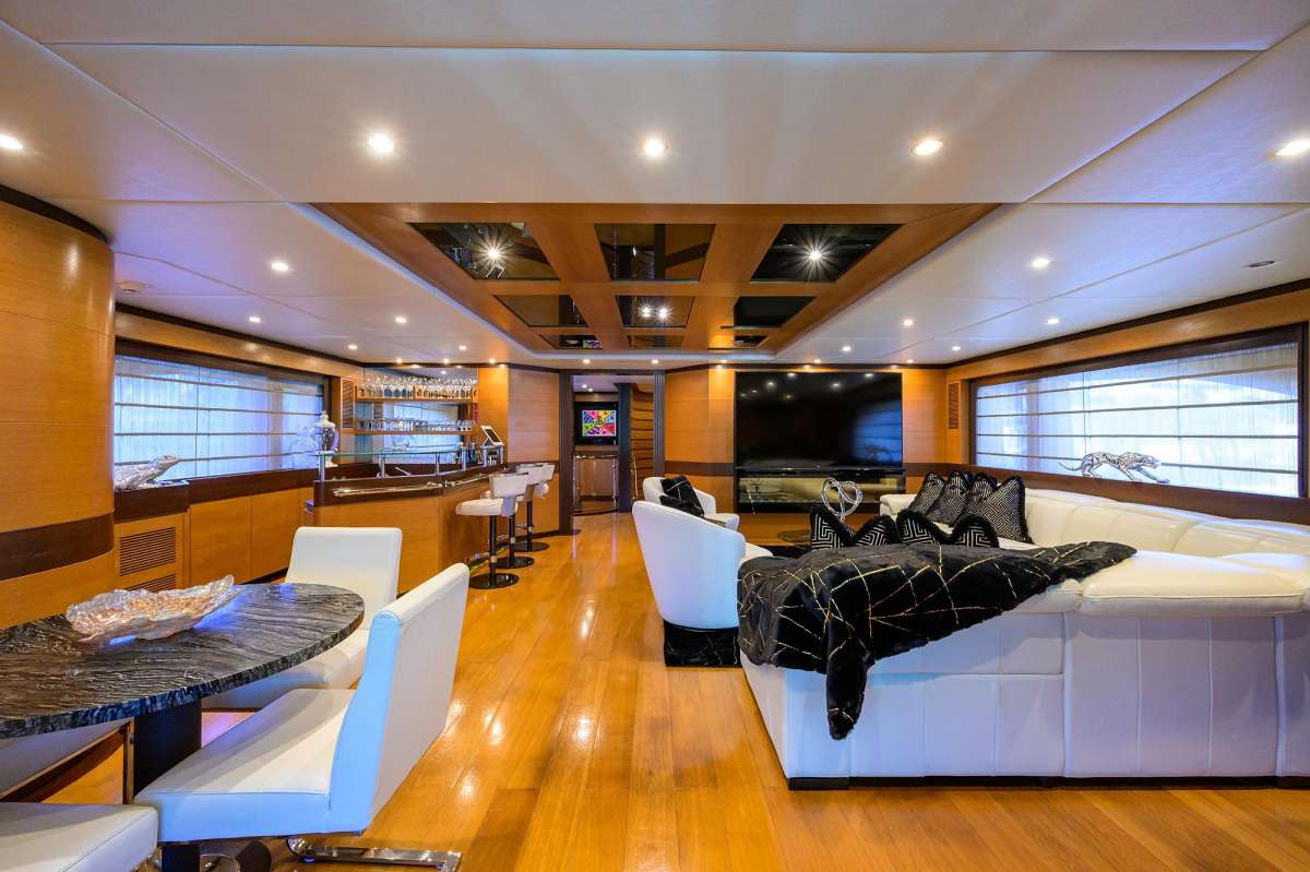Yacht Pic 18