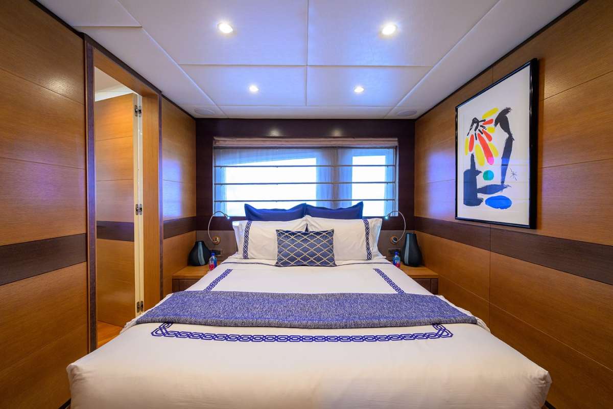 Yacht Pic 9