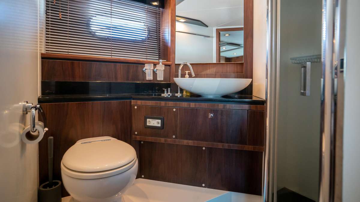 Yacht Pic 7