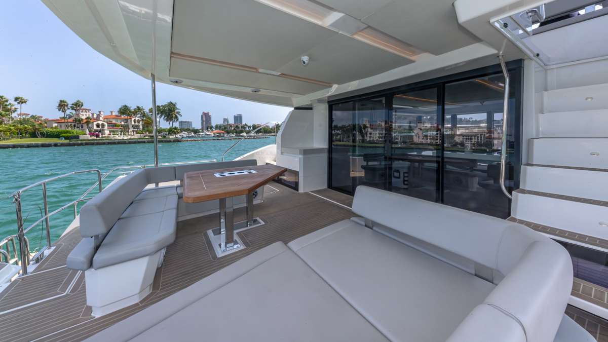Yacht Pic 12