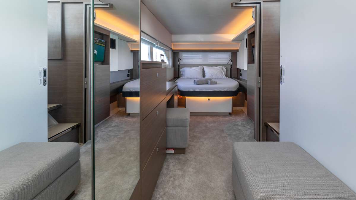 Yacht Pic 6