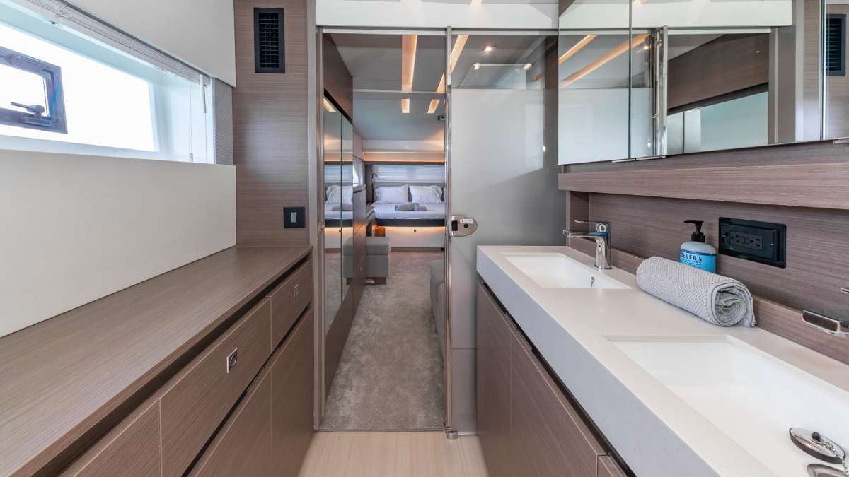 Yacht Pic 7