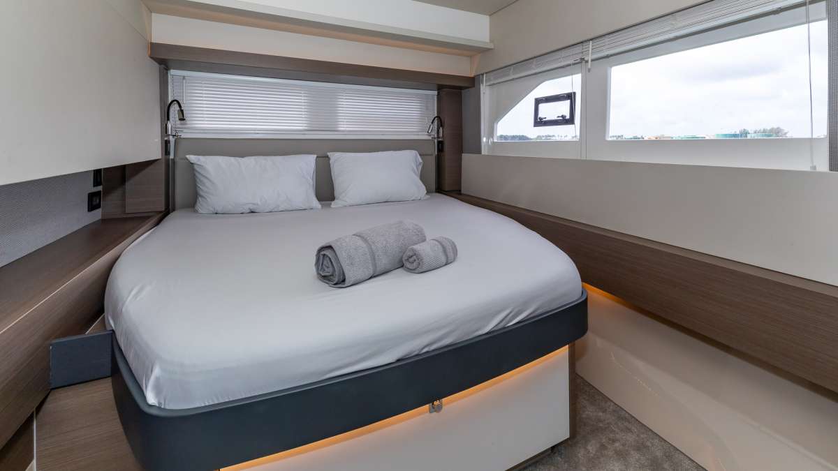 Yacht Pic 8