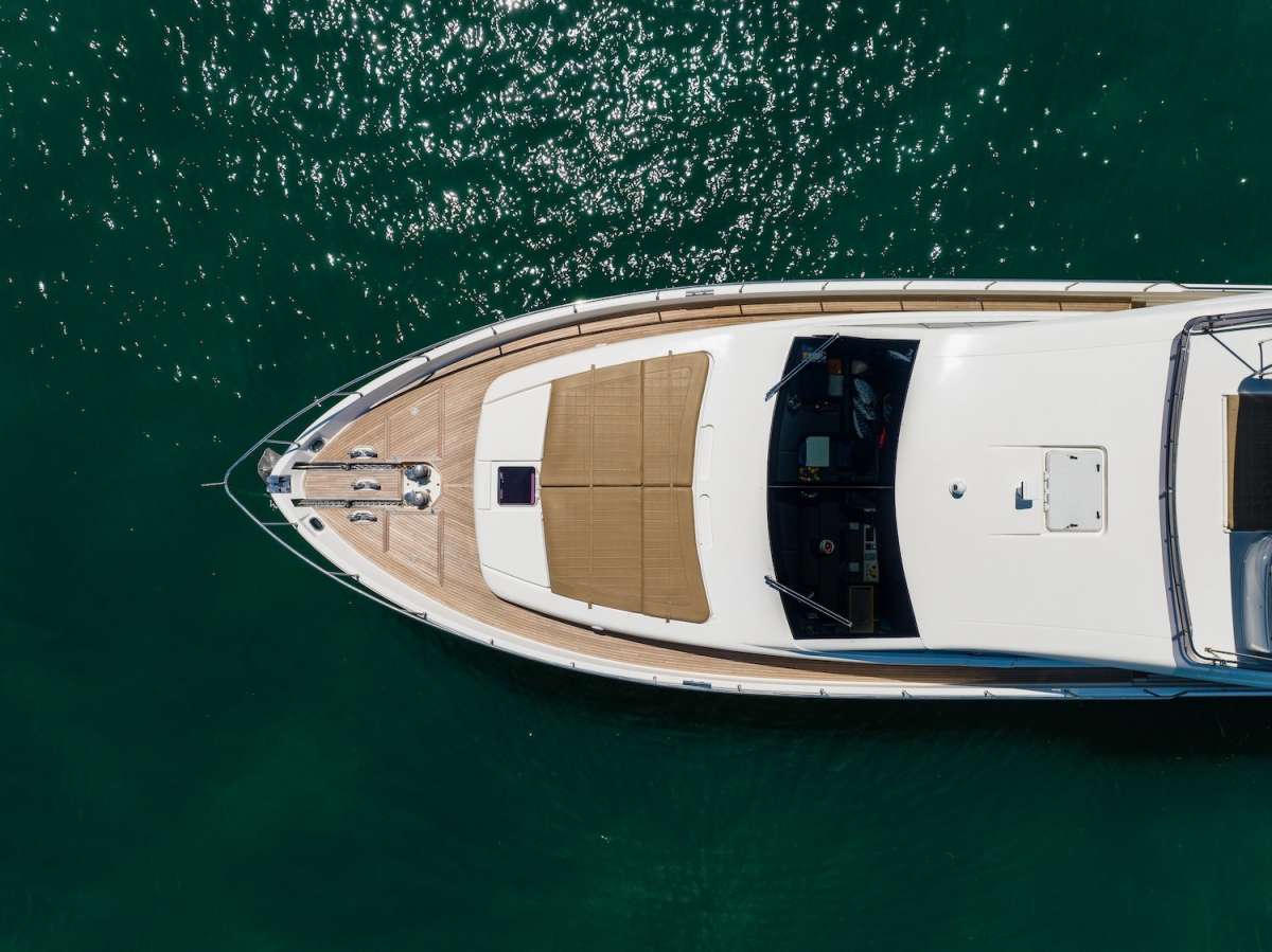 Yacht Pic 11
