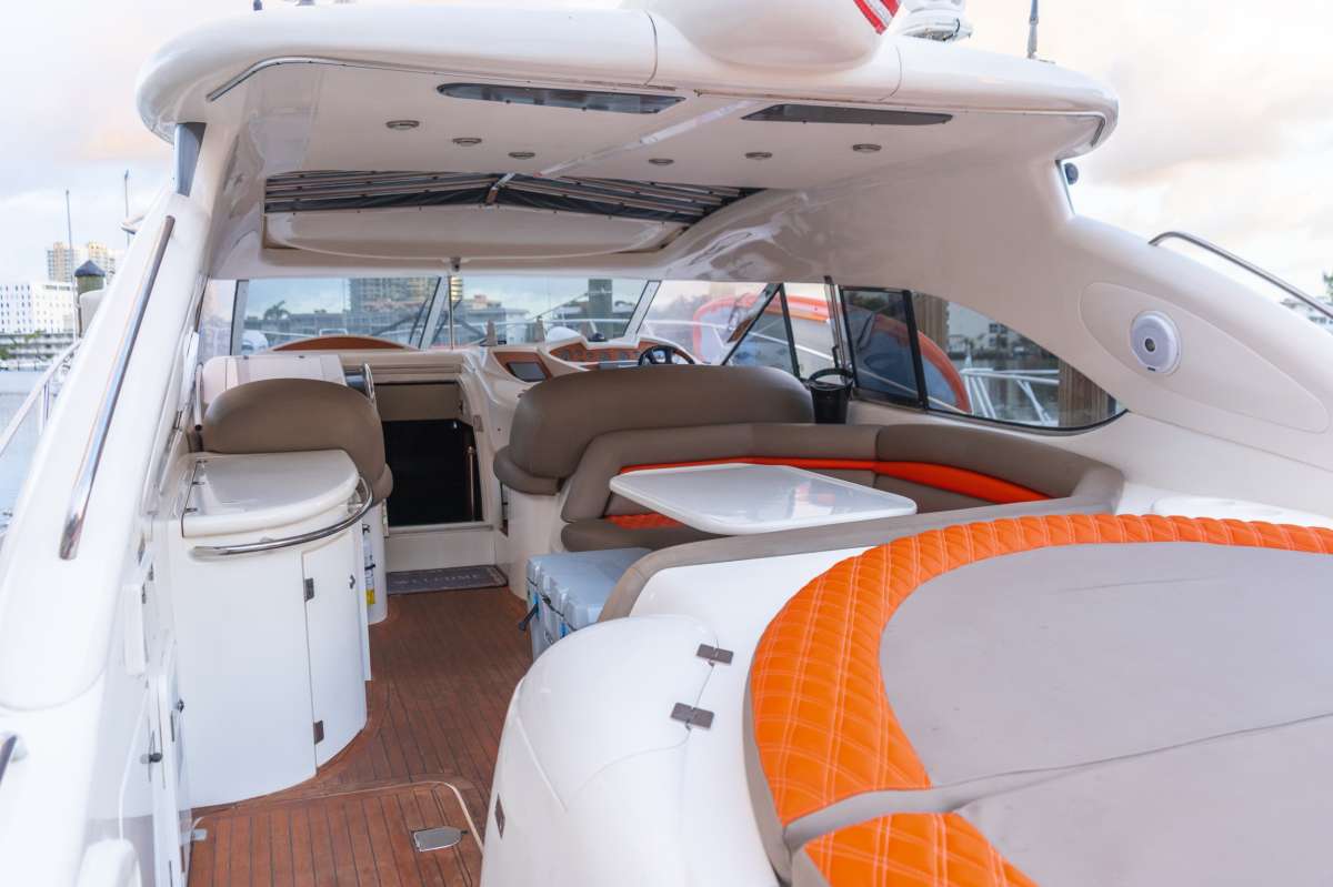 Yacht Pic 4