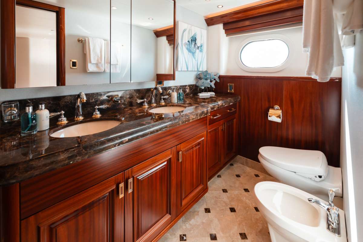 Yacht Pic 11