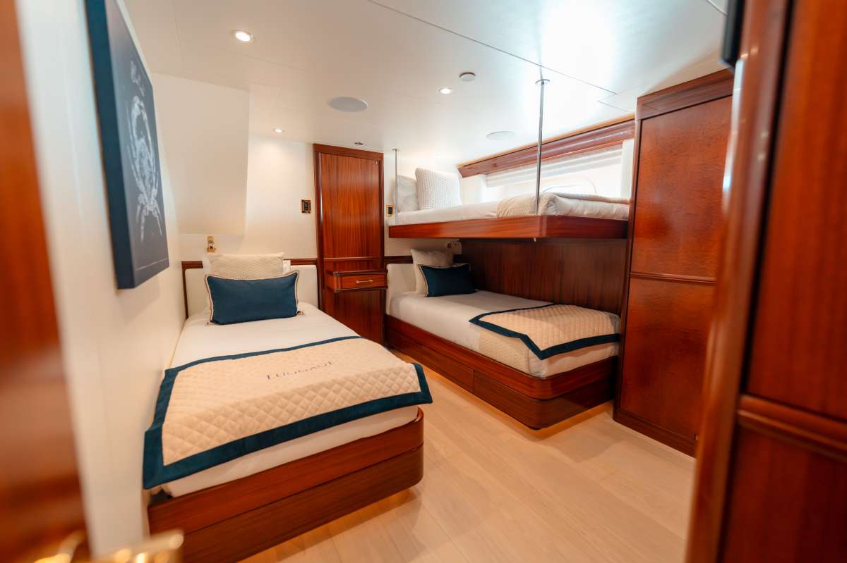Yacht Pic 14