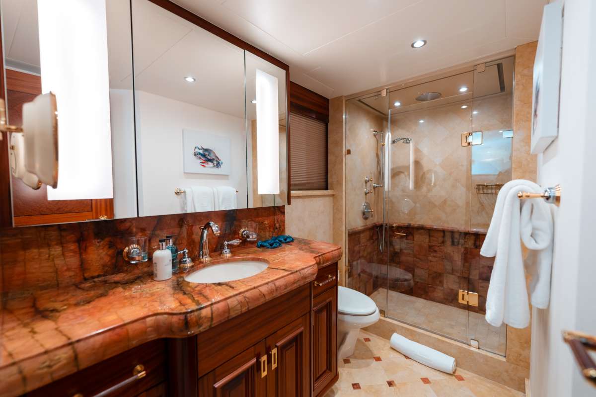 Yacht Pic 15