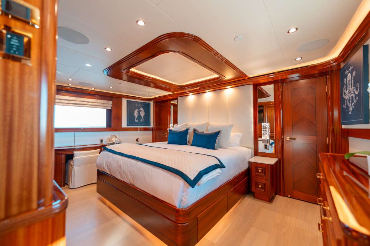 Yacht Pic 6