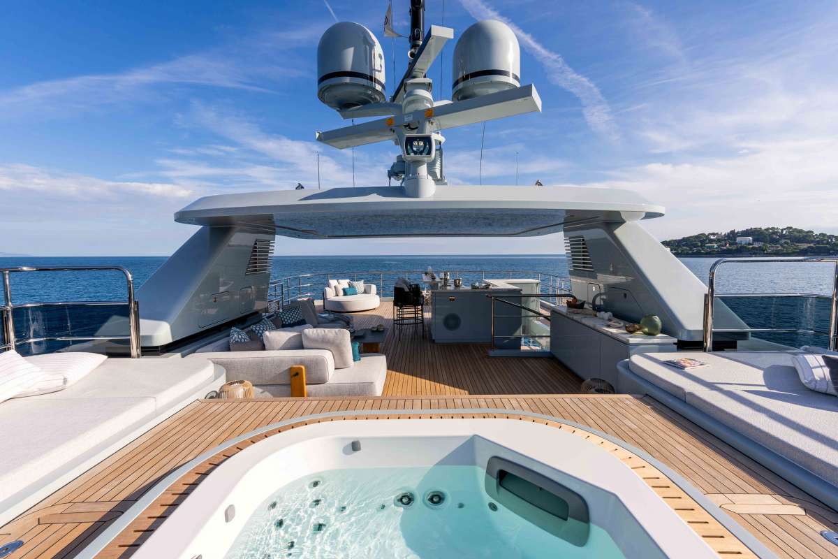 Yacht Pic 5