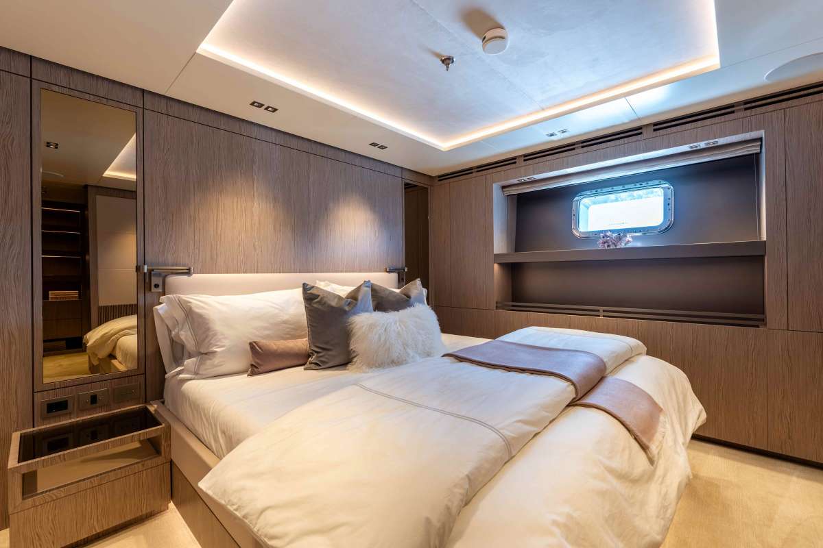 Yacht Pic 8