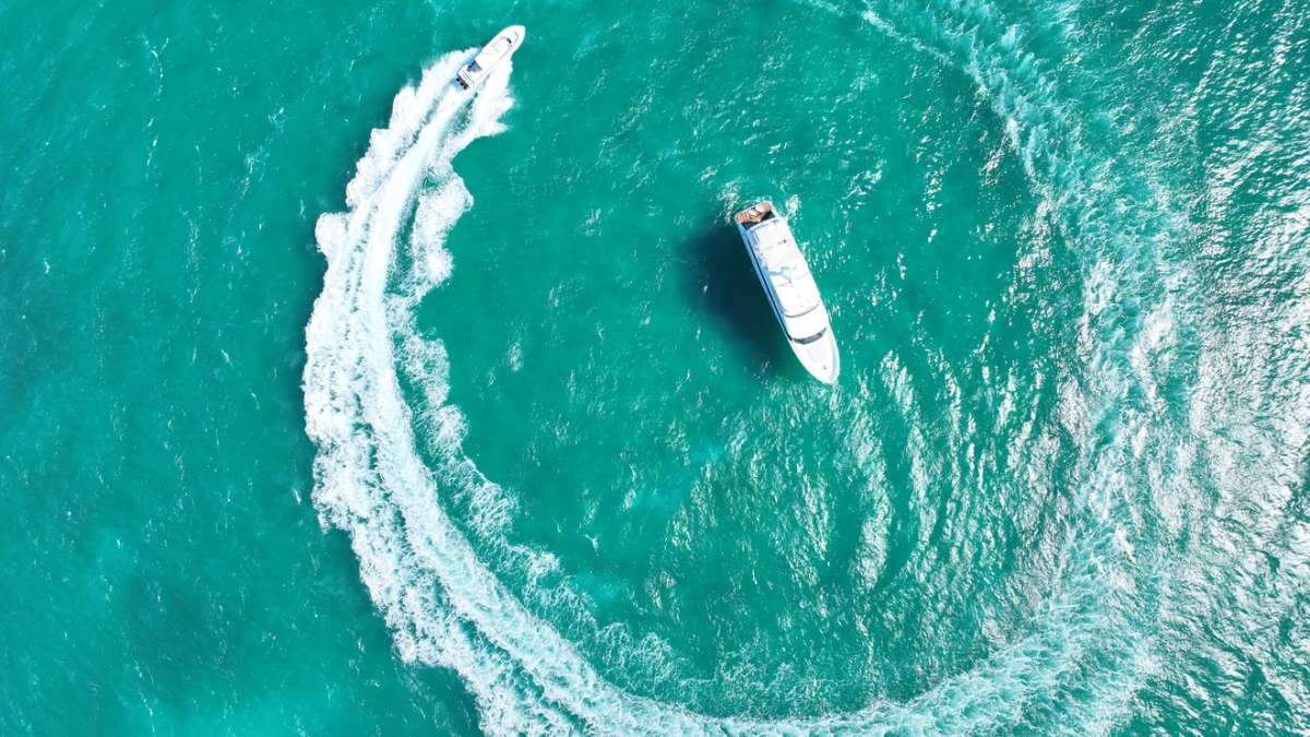 Yacht Pic 19