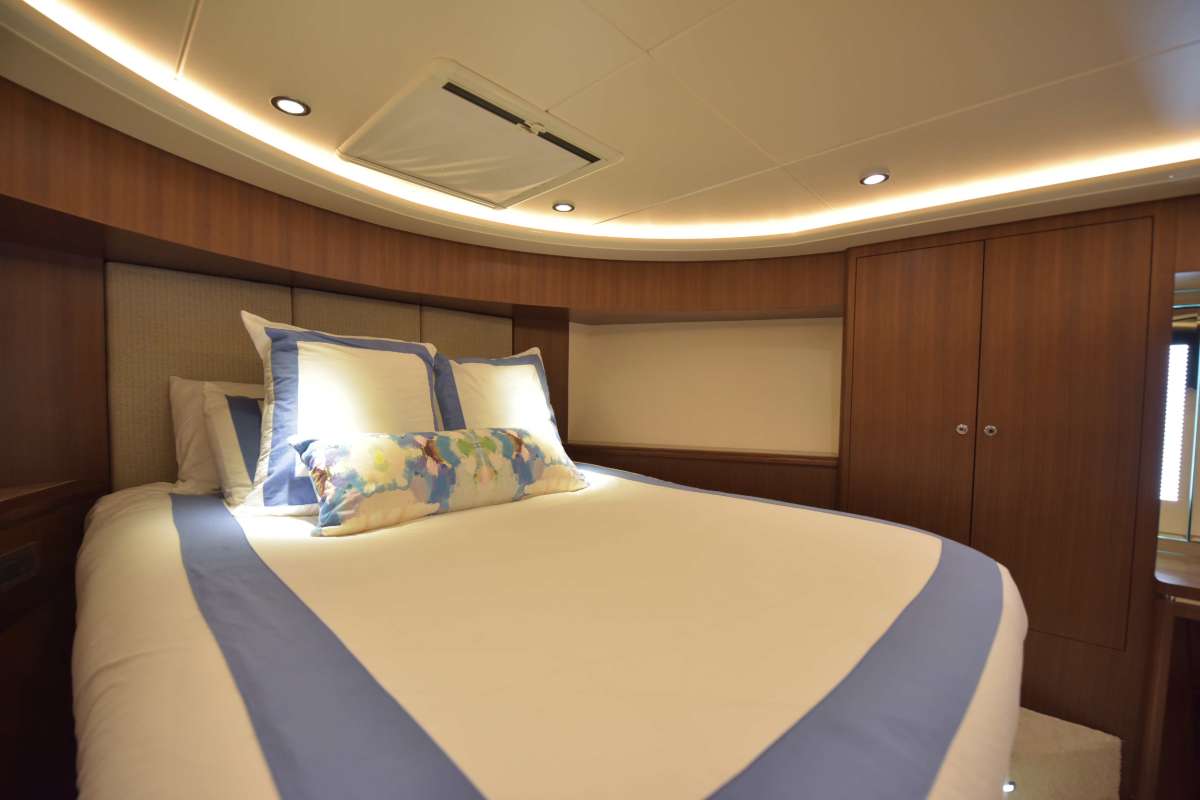 Yacht Pic 9