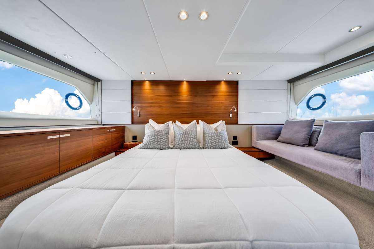 Yacht Pic 6