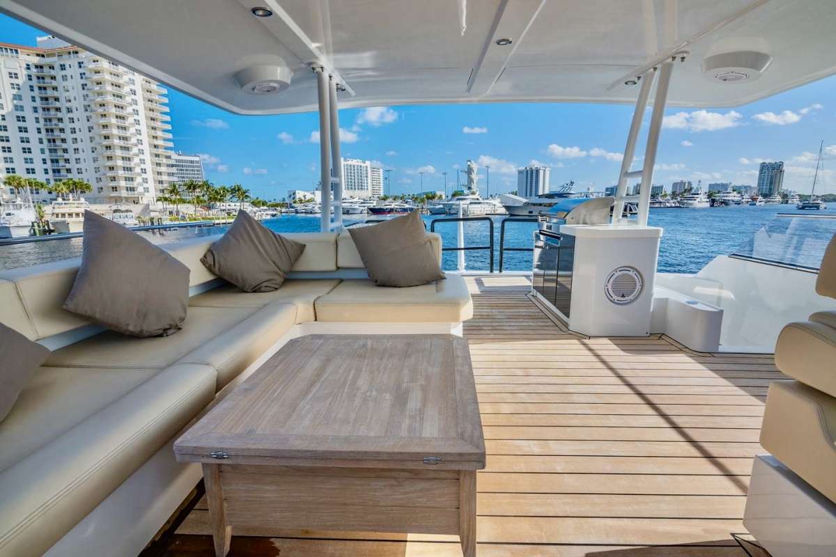 Yacht Pic 11