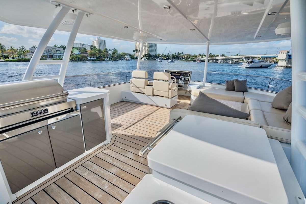 Yacht Pic 4