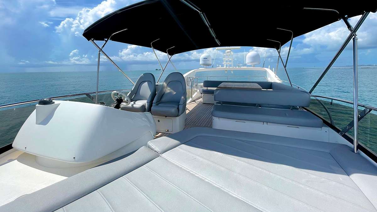 Yacht Pic 5