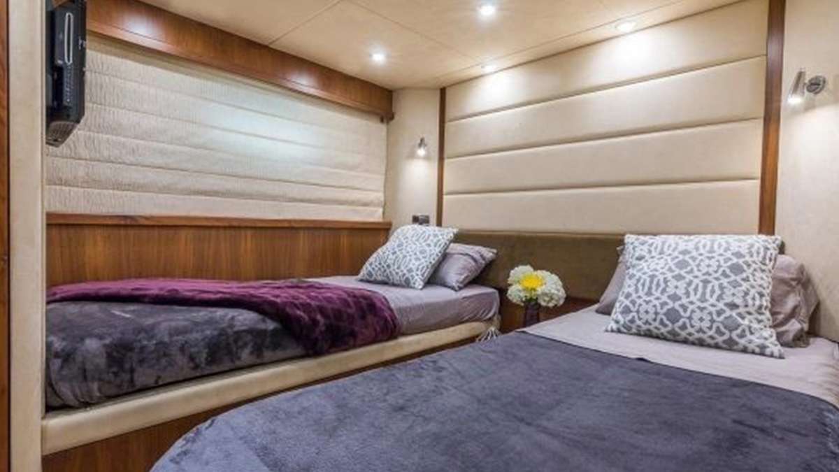 Yacht Pic 8