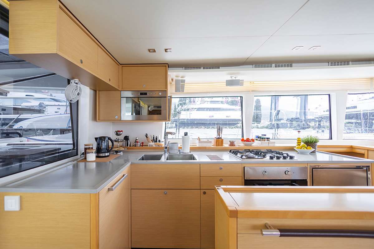 10038brochure5