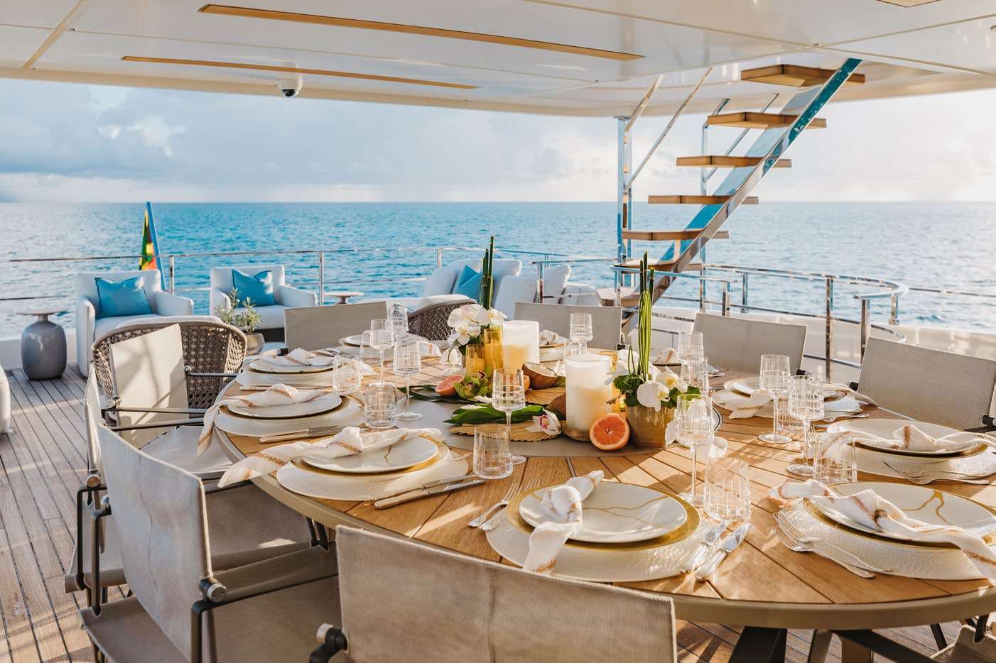 Upper Deck Dining