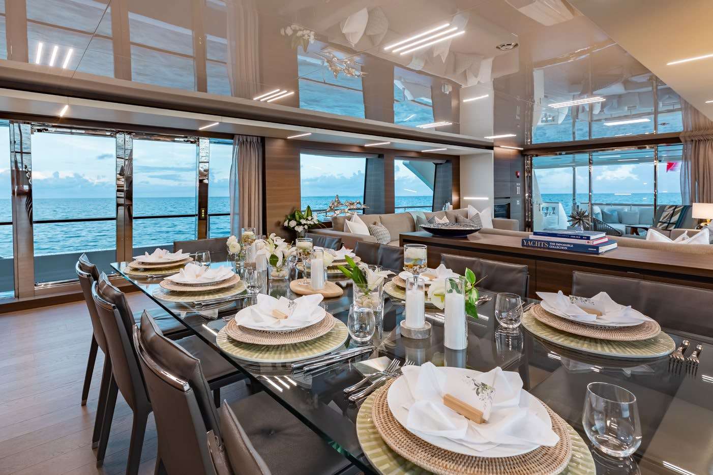 Main Salon Formal Dining
