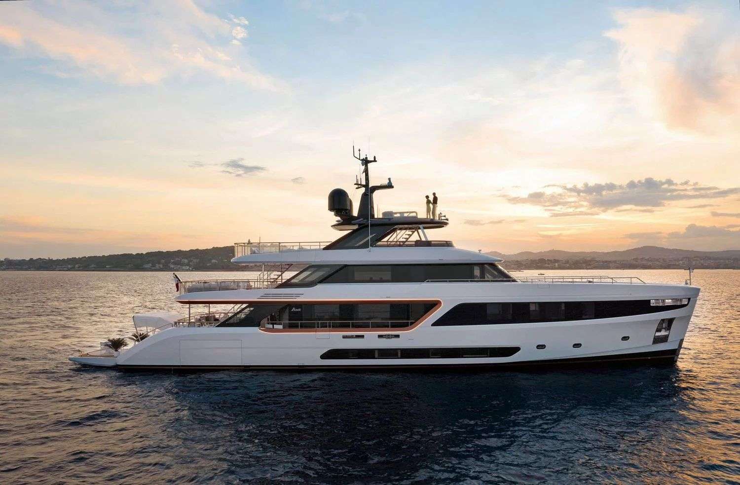 ALLURIA - Exterior