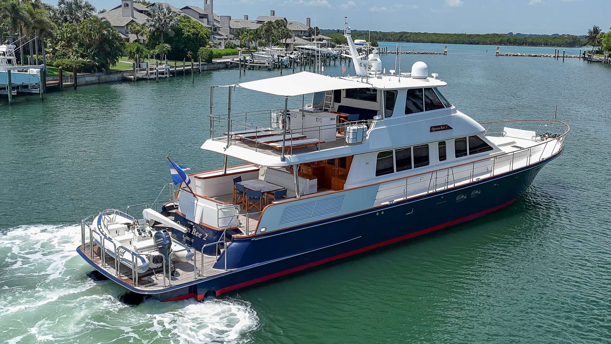 MAGIC TUTCH, a 88 ft Motor Yacht, available for luxury crewed charter