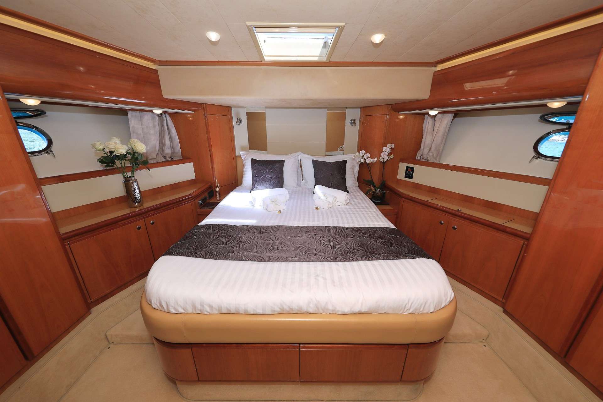 VIP Cabin