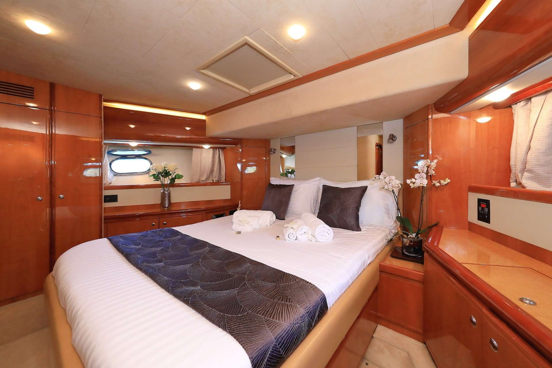 VIP Cabin 