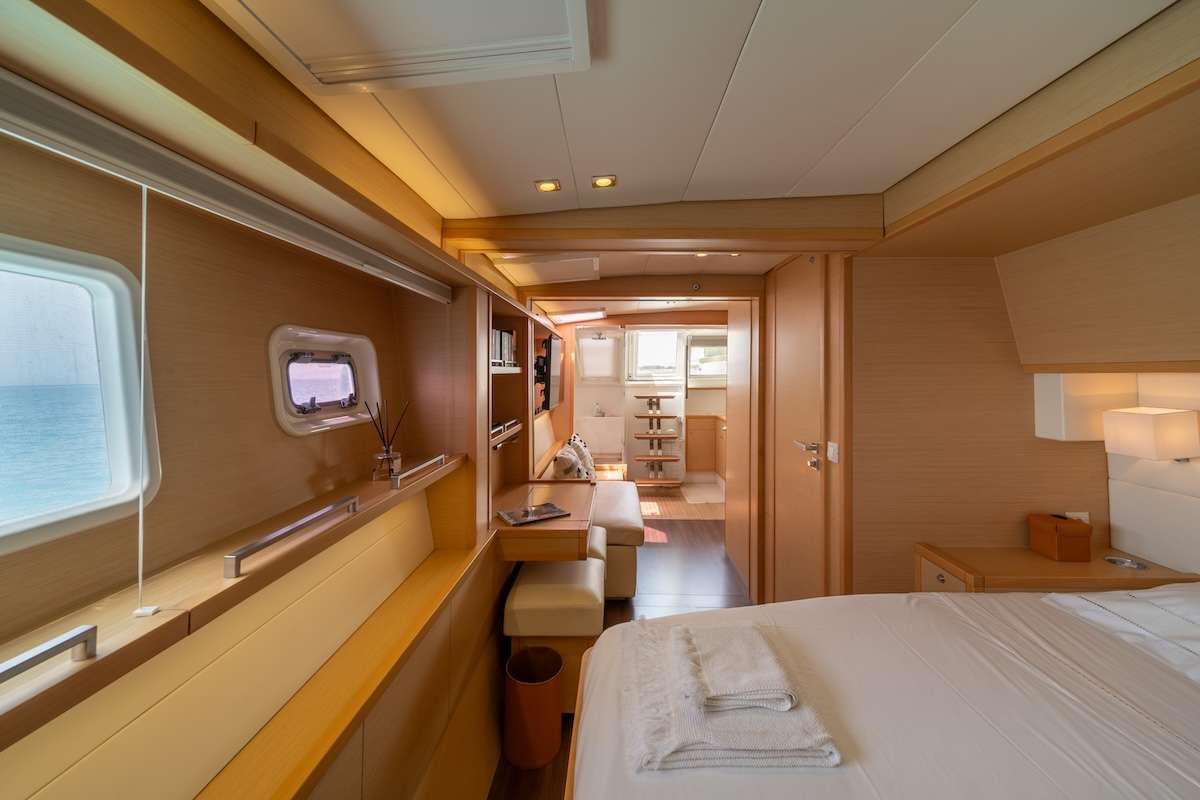 Yacht - 4
