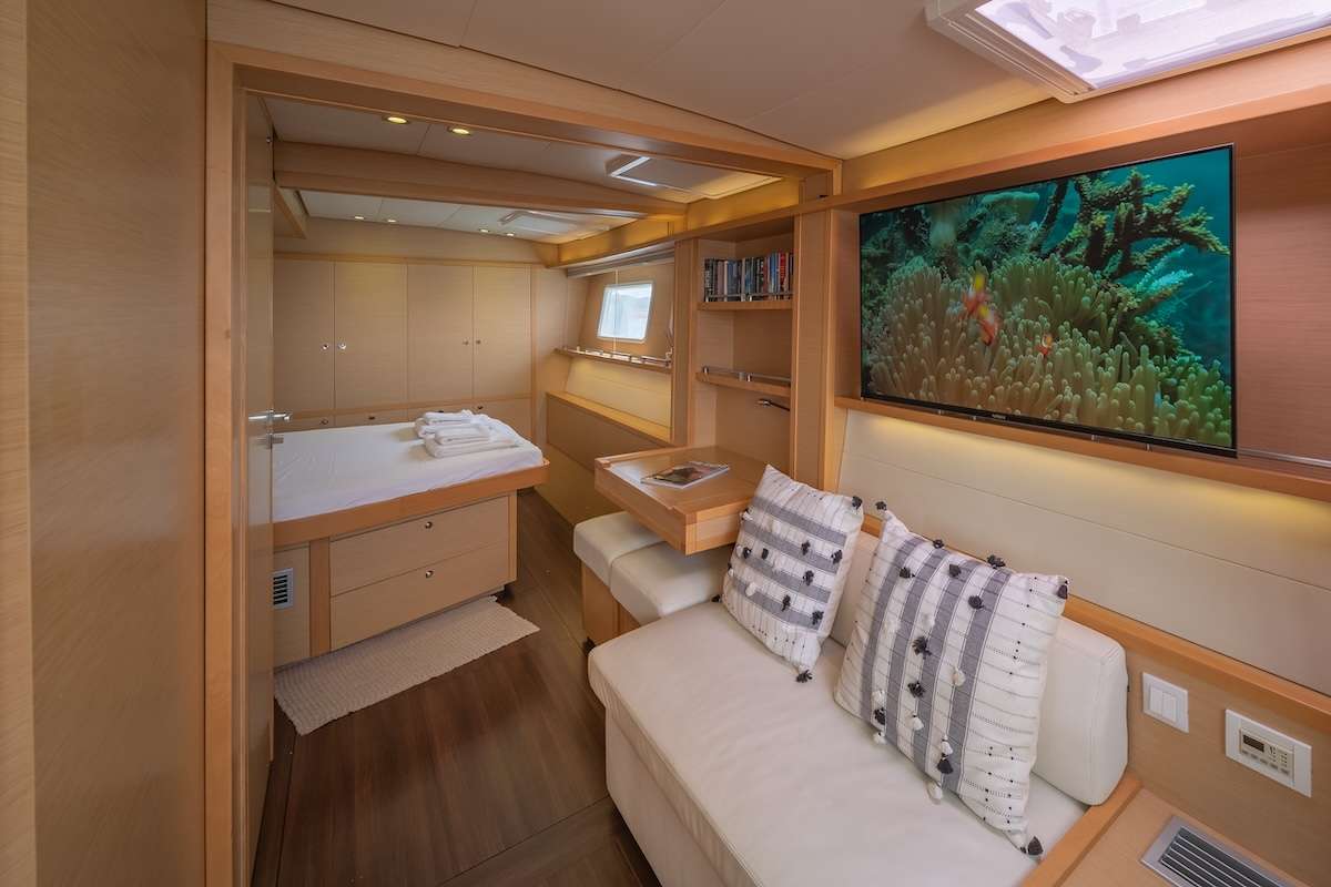 Yacht - 5