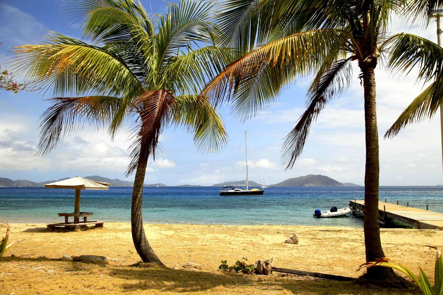 SAYANG Yacht Charter - Tropical SAYANG, just off the beach