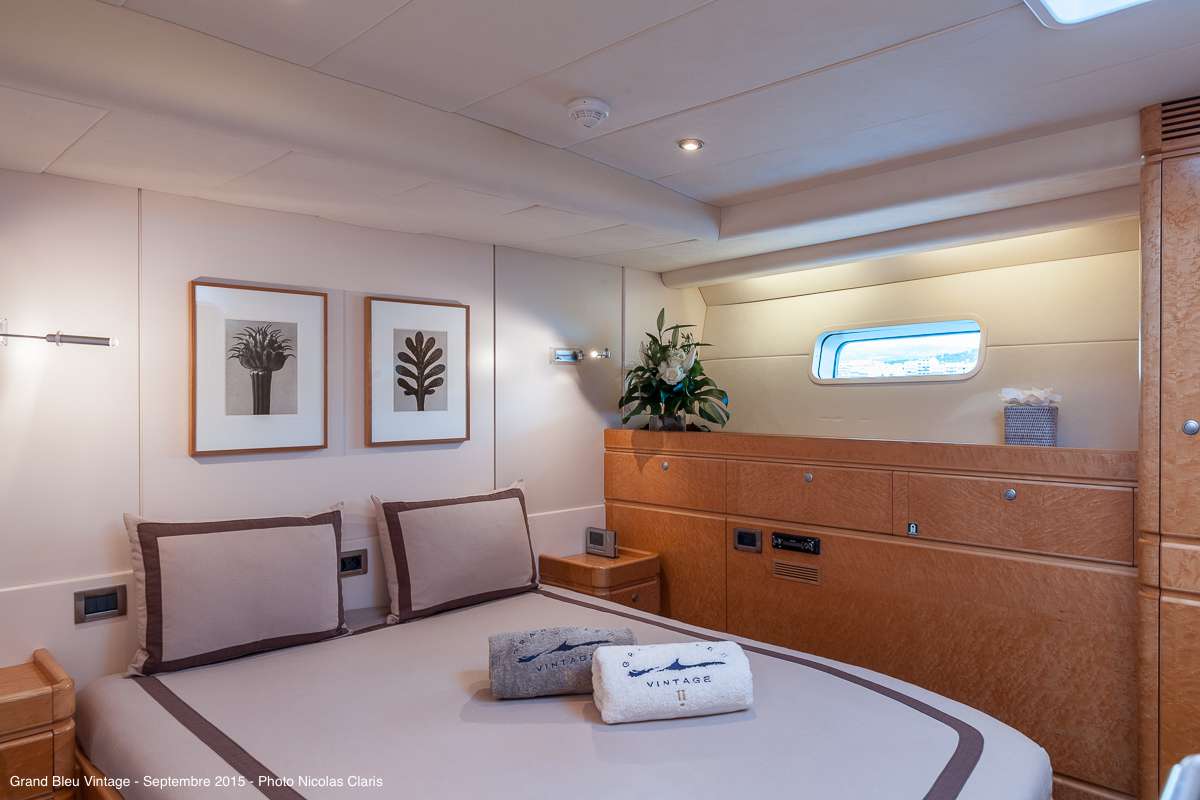 Guest middle double cabin (portside)