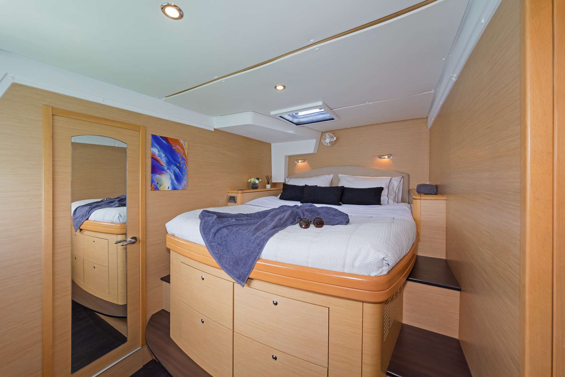 Guest Cabin fwd portside
