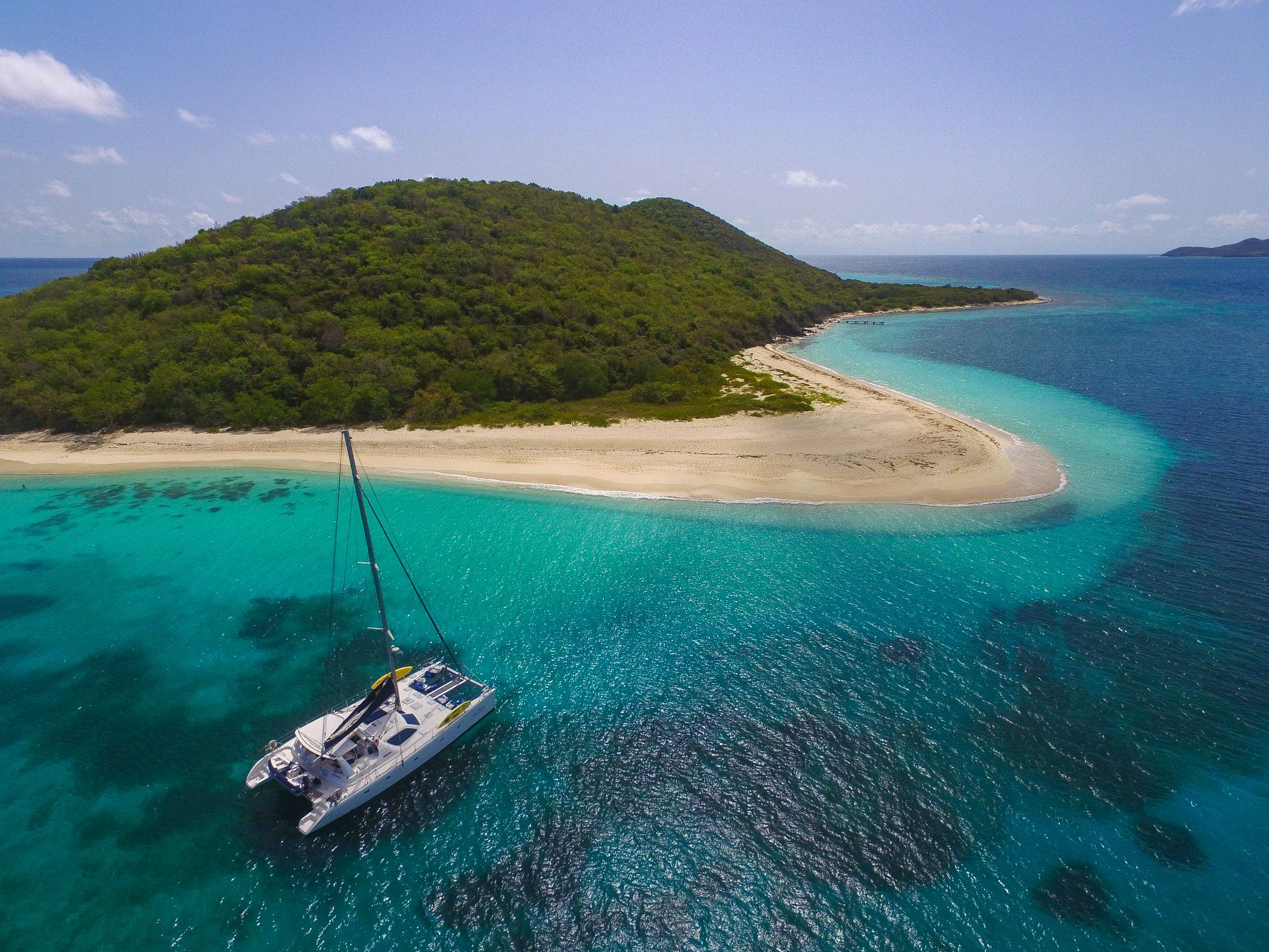 Catamaran Charter Yes Dear