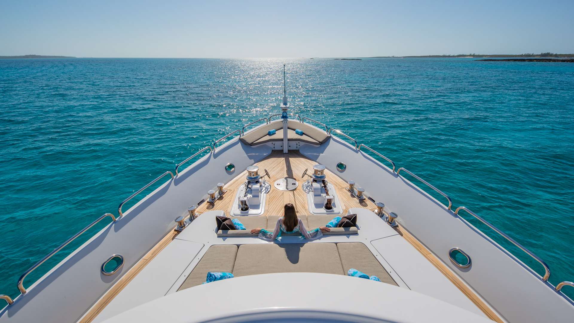 STARSHIP Yacht Charter - Bow Sun Pads