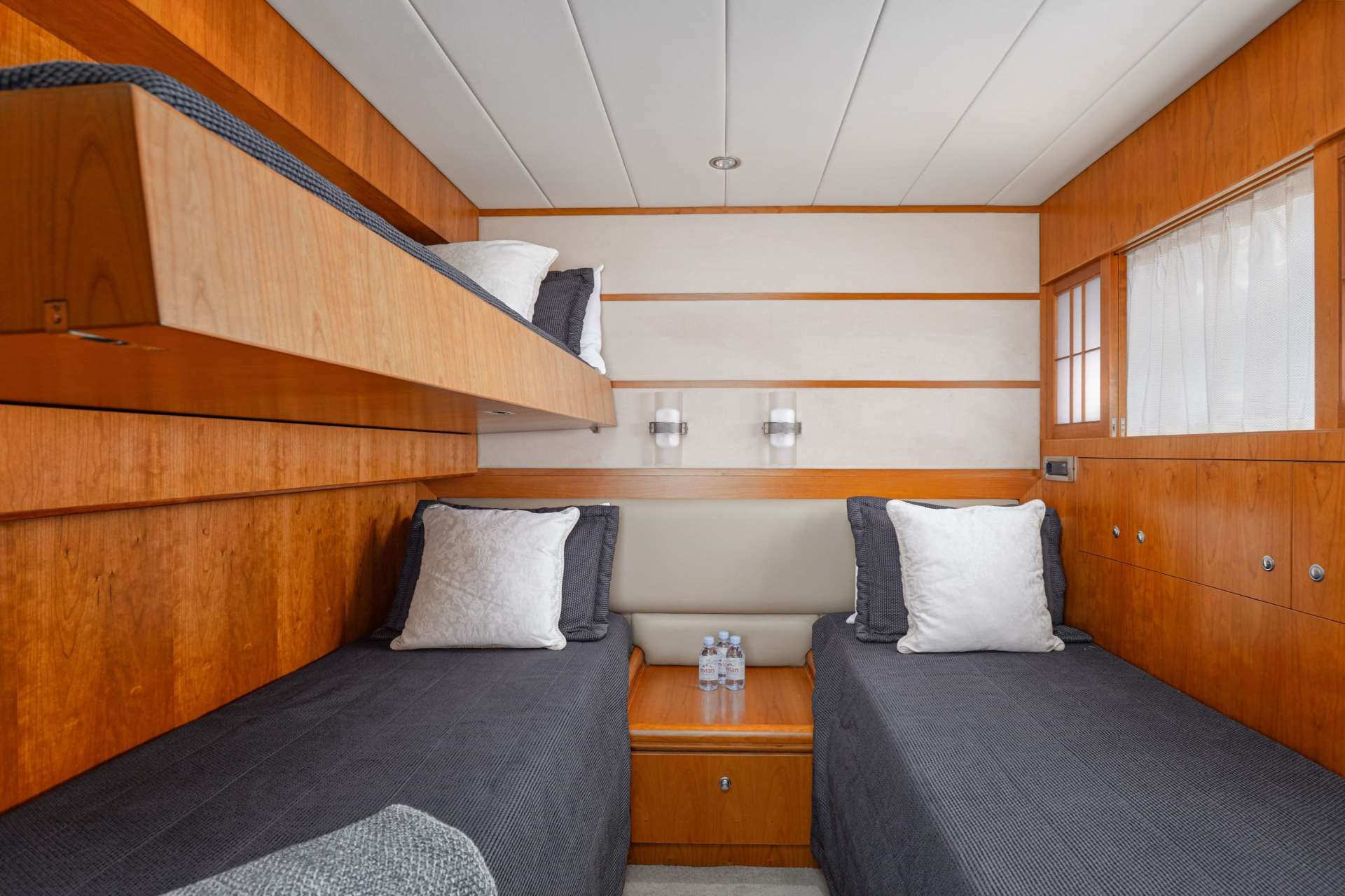 ANNABEL II Yacht Charter - Twin cabin with Pullman