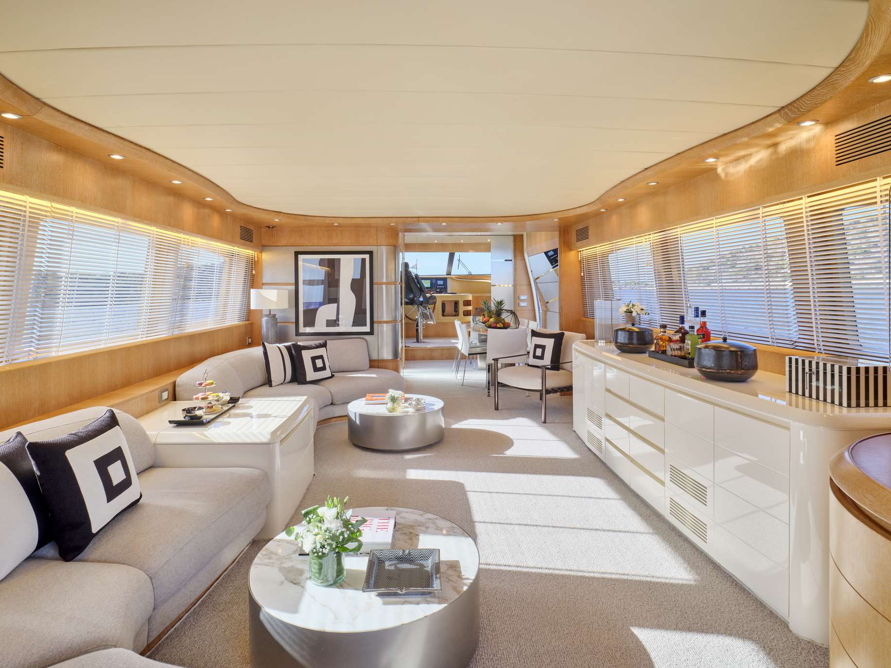 IRENE'S Yacht Charter - Main Salon