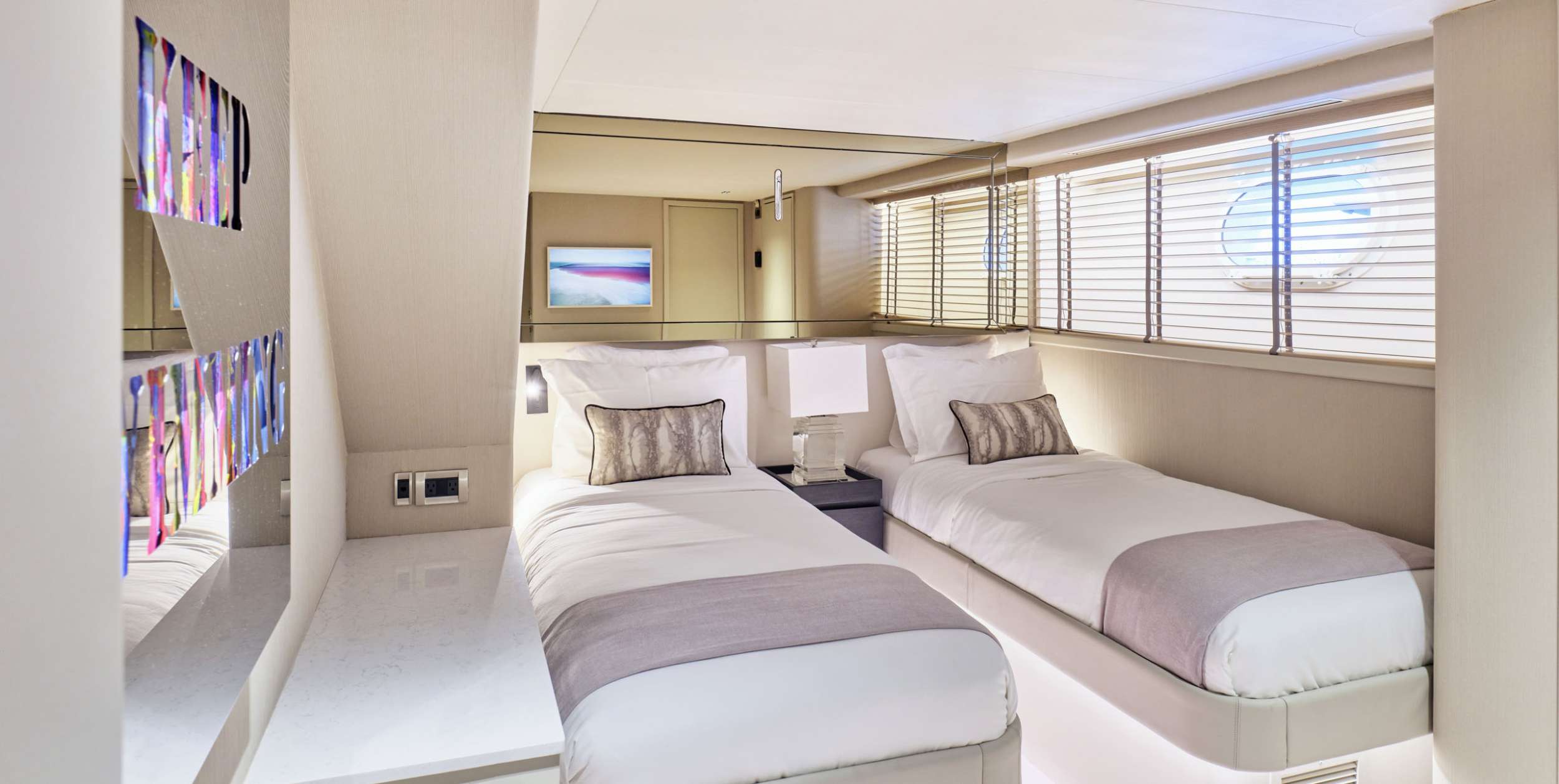 ENDLESS SUMMER Yacht Charter - Twin Stateroom