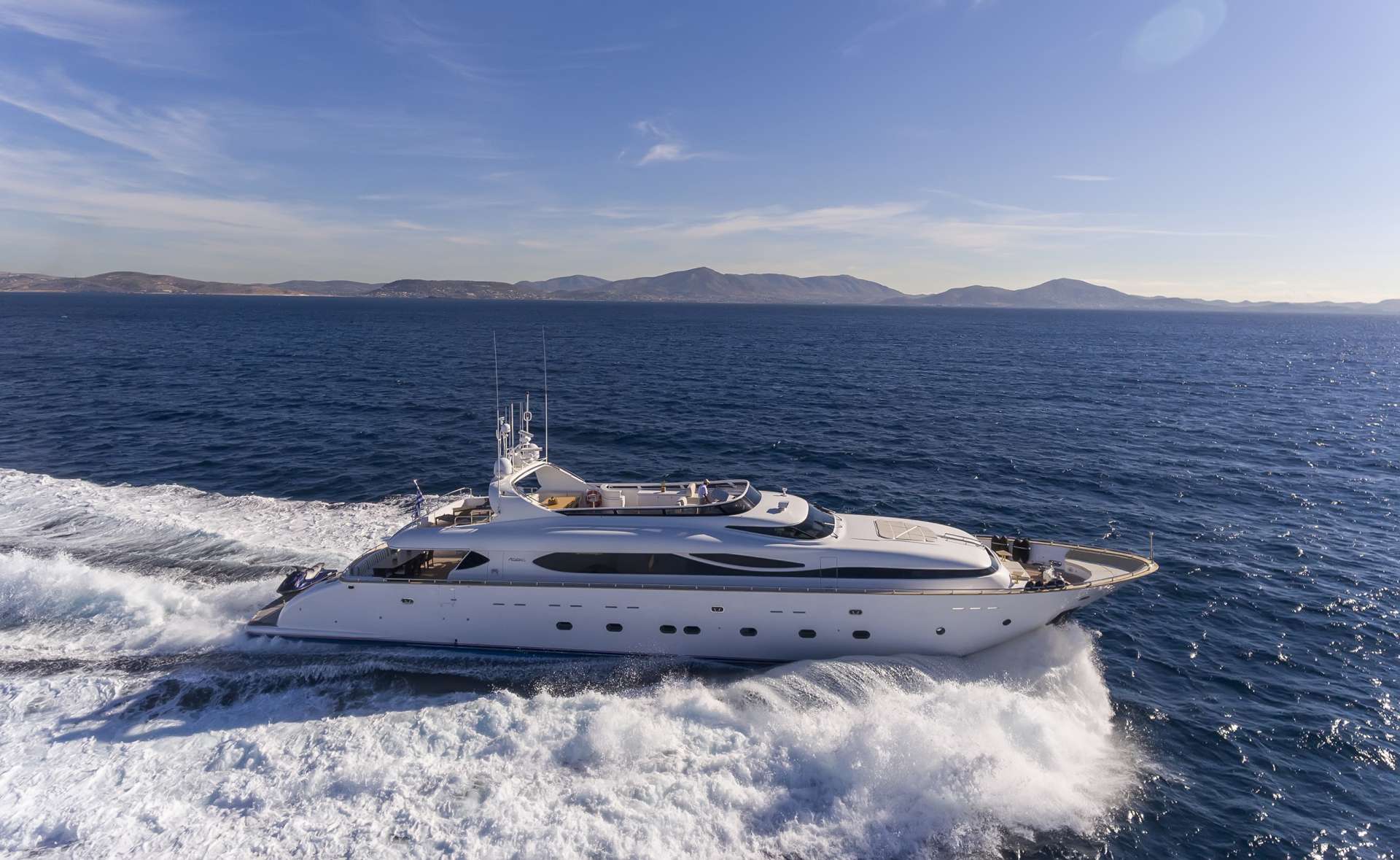 motor yacht paris owner