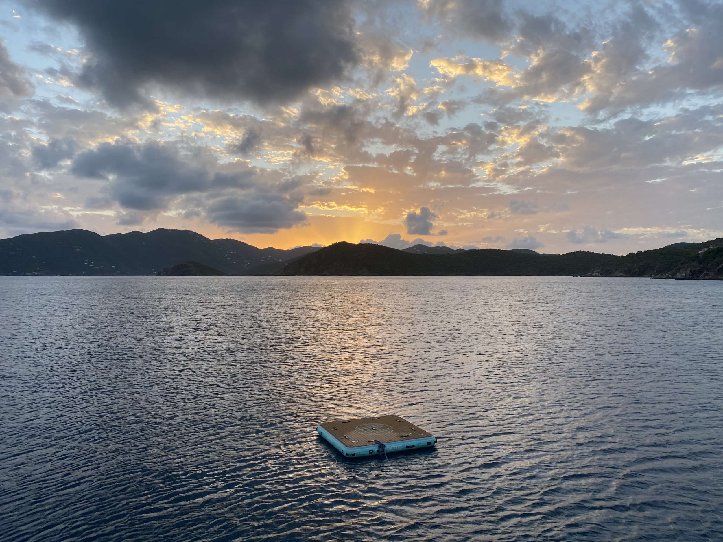 RUNAWAY Yacht Charter - Enjoy the Sunset