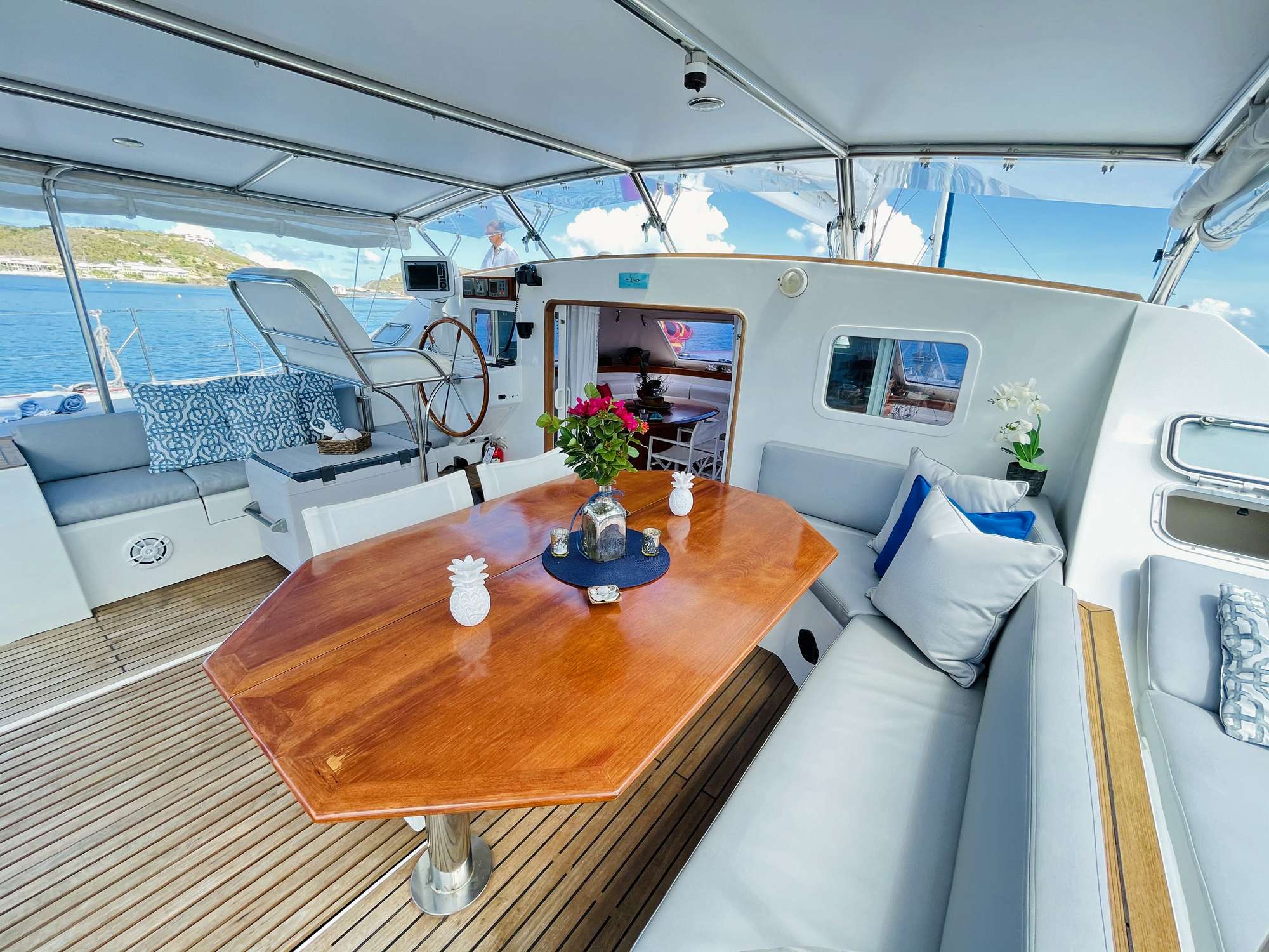 VISION Yacht Charter - Aft Deck Dining Area