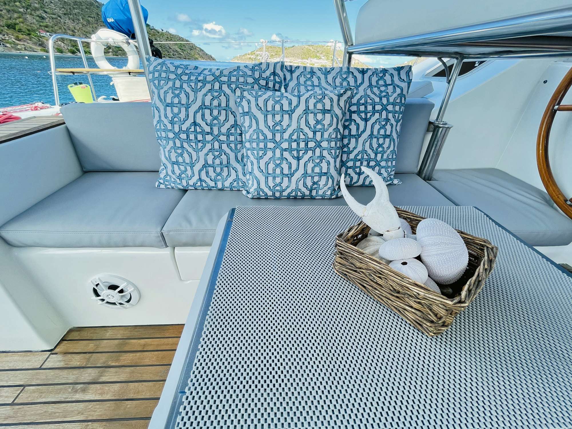 VISION Yacht Charter - Attention to Details, for your enjoyment!