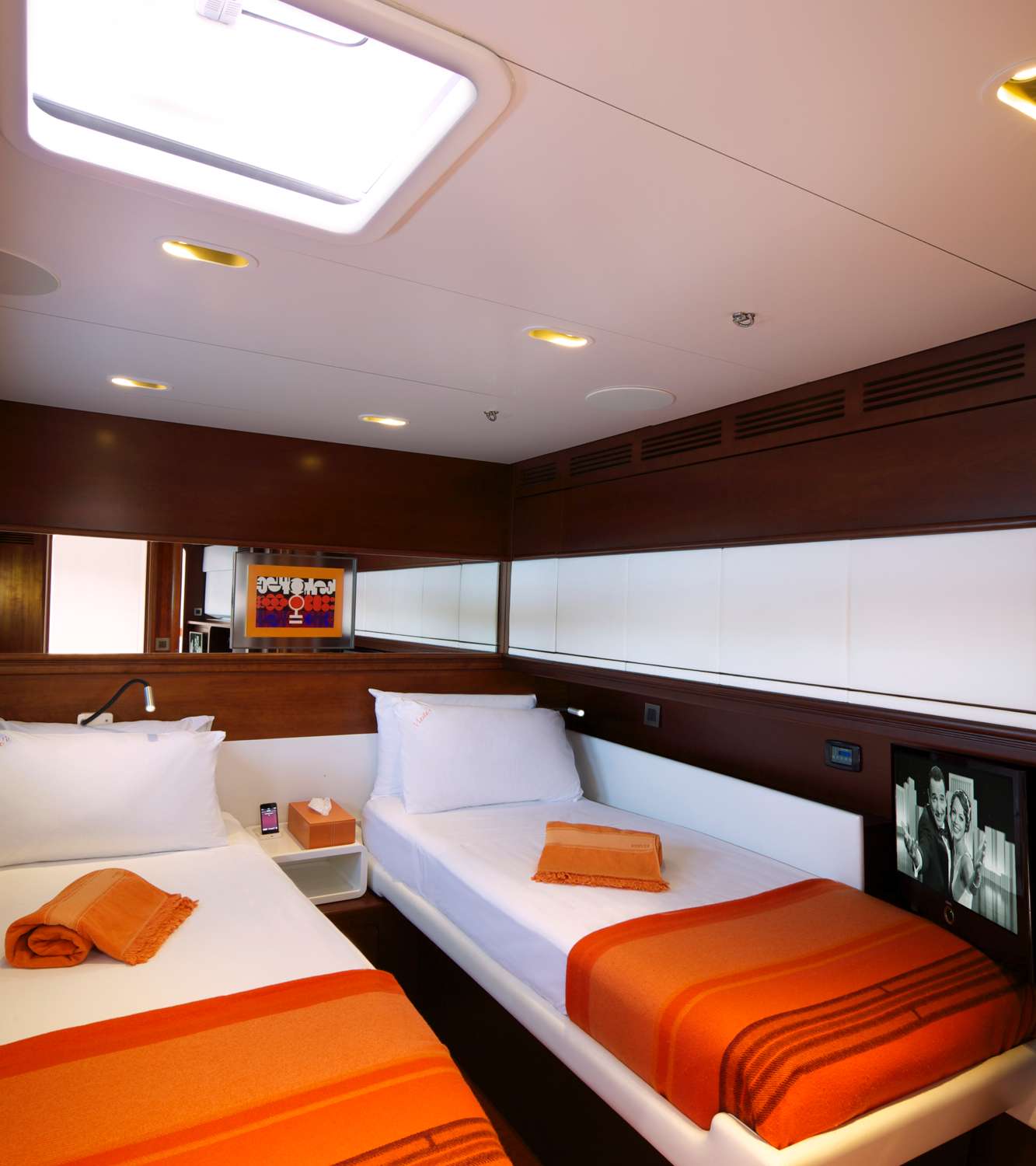 Catamaran Charter Maita